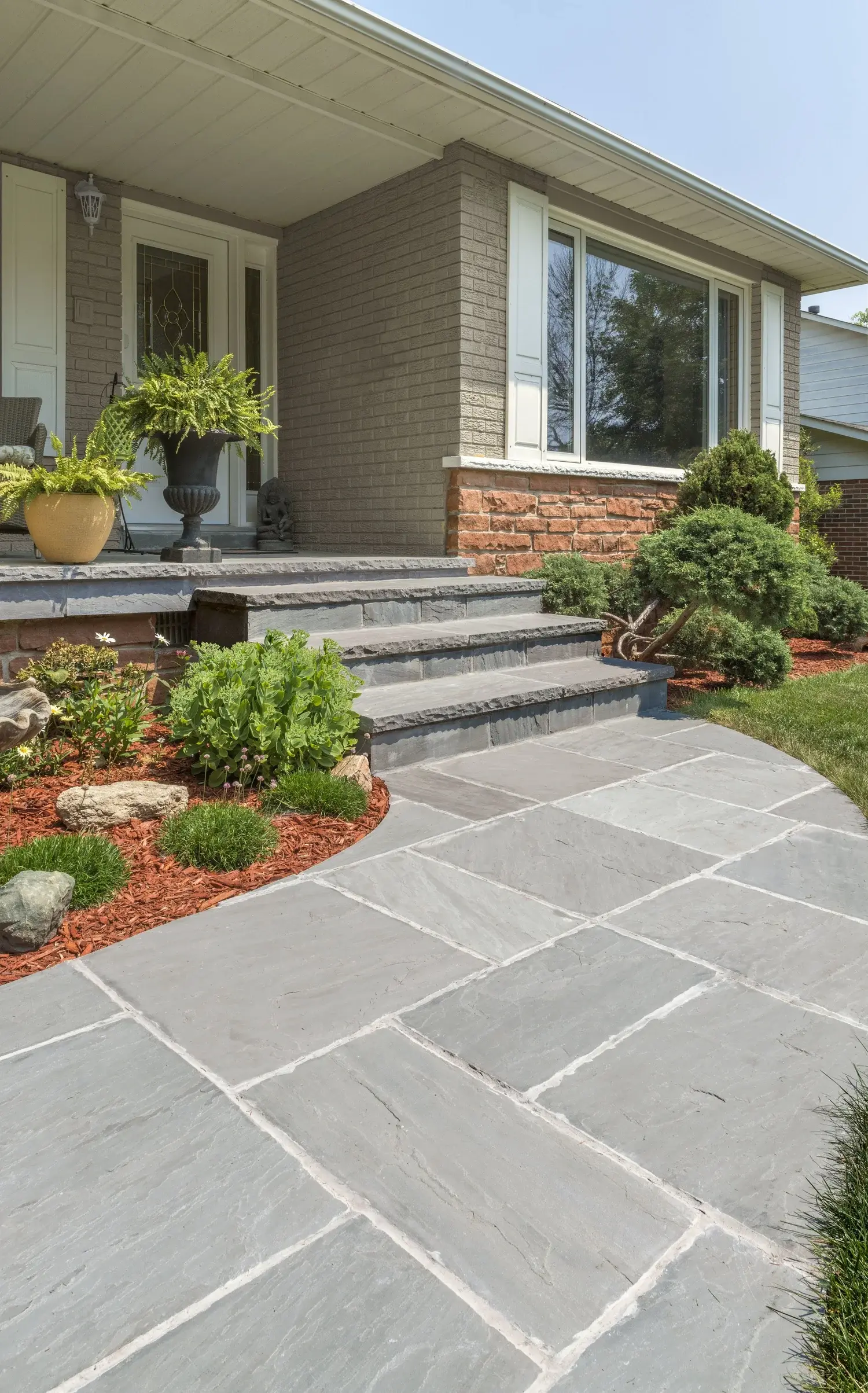 Bluestone front steps and masonry entrance in Ridgewood NJ