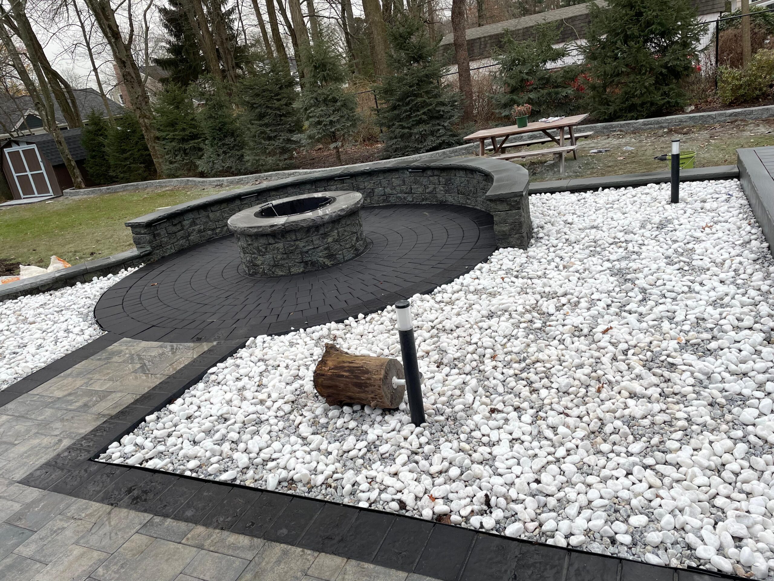 Round paver fire pit patio in Fort Lee NJ